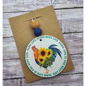 ‎Chicken car charm